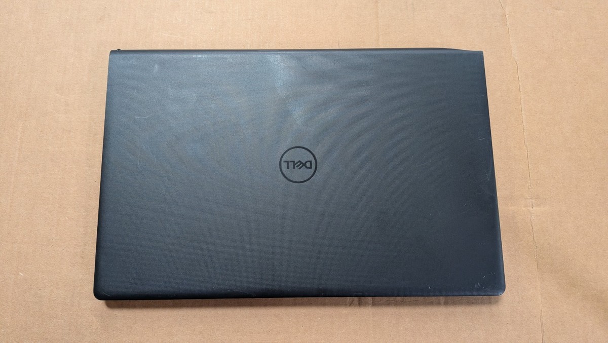 Dell Vostro 3520 15