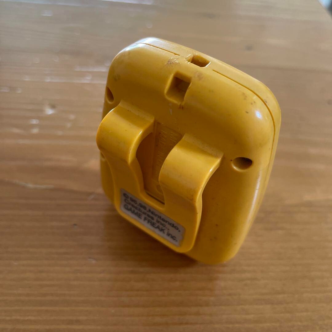 Nintendo Pokemon Pocket Pikachu Initial Edition 1998 Pedometer