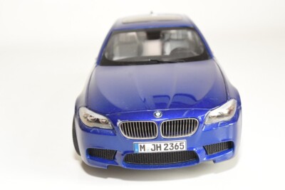B13 1:18 PARAGON DEALER BMW M5 METALLIC BLUE GOOD COND. VERY