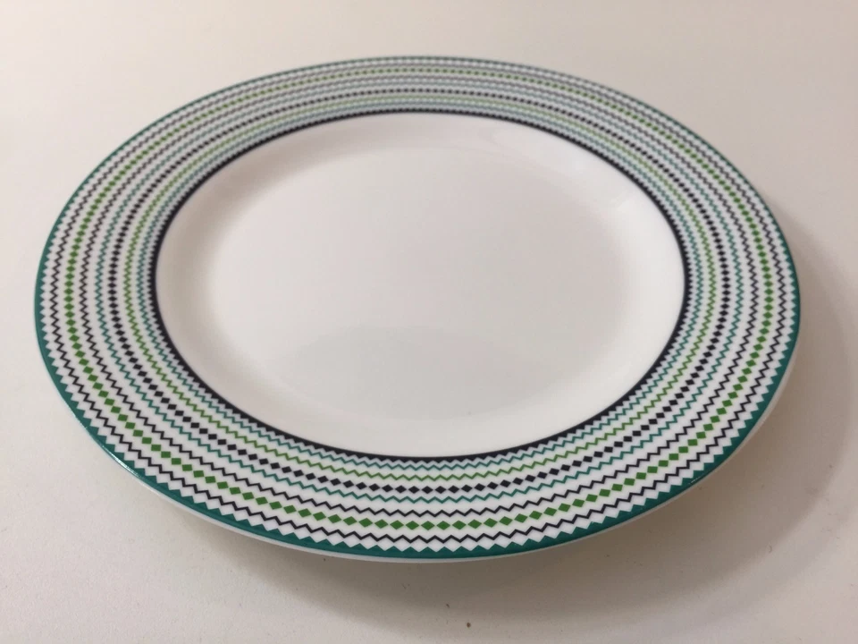 Cynthia Rowley New York Fine China Salad Plate, 8 1/4" Diameter - Image 2 of 4