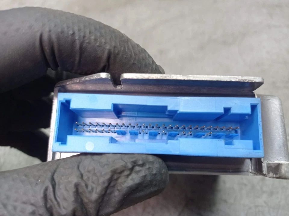 ECU Airbag Centralina Airbag per Volvo V70 I (875, 876) 2.5 Tdi 8622313A - Immagine 4 di 4