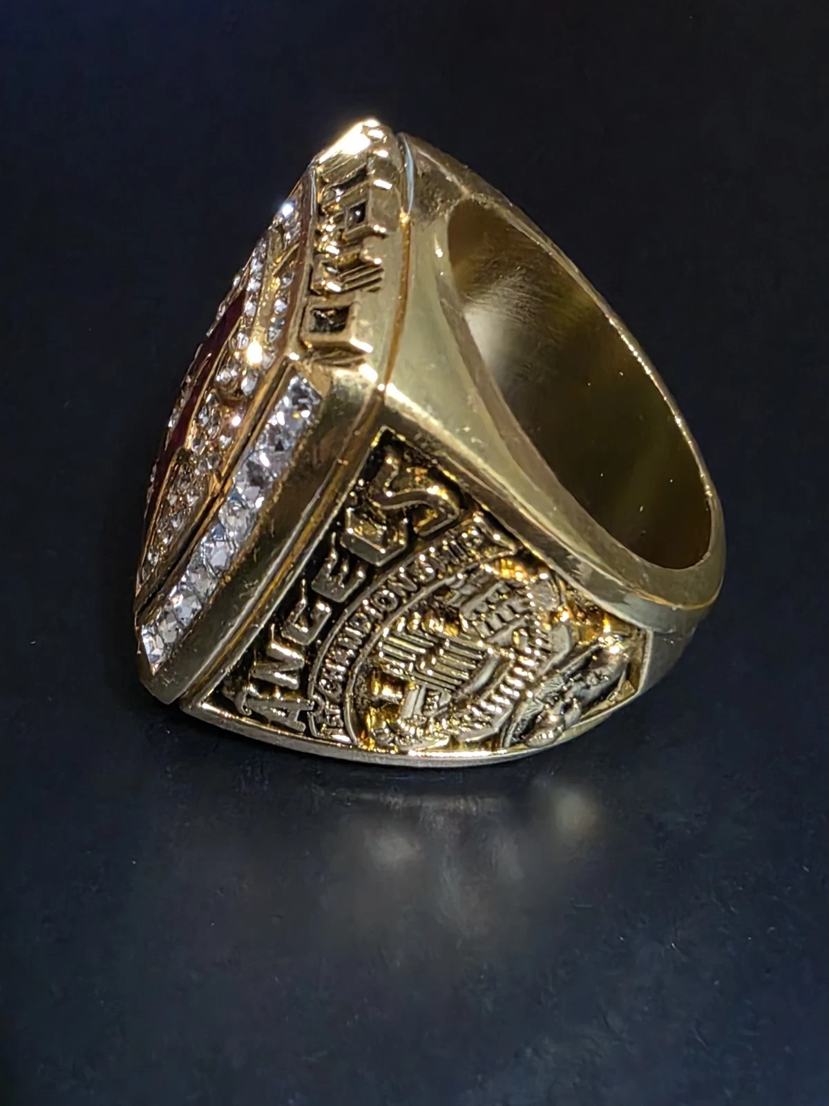 Los Angeles Angels World Series World Champions Ring Gold Tone Red A - thumbnail 3