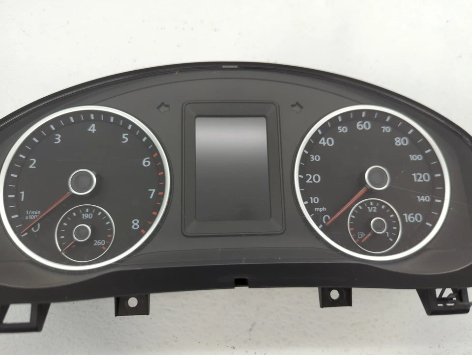 2011-2011 Volkswagen Tiguan Speedometer Instrument Cluster Gauges EO3EO - Image 4 of 4