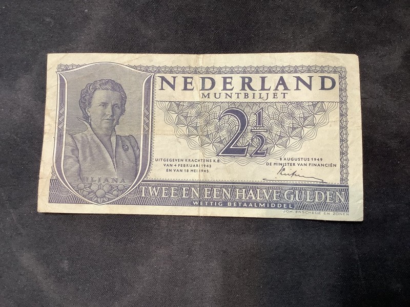 Netherlands 1949 2 1/2 Gulden Banknote.  N4021