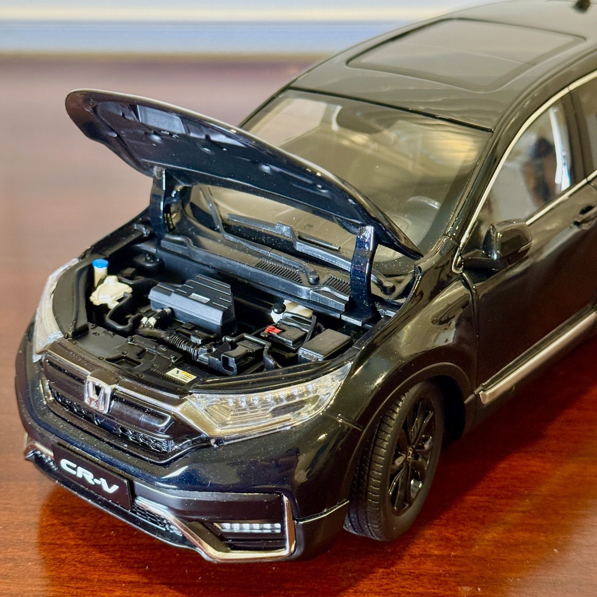 Honda CRV SUV Black Edition 1/18 Scale Diecast Model Car | In Box