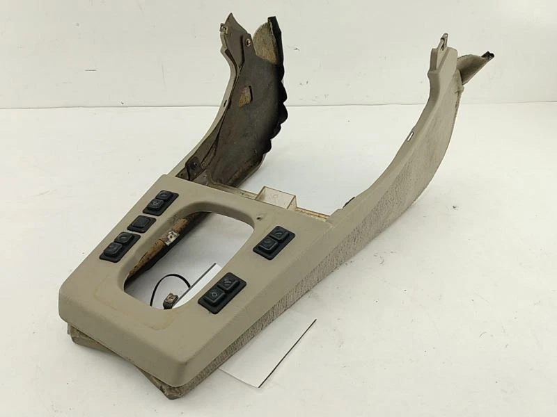 Bisel envolvente del panel de moldura de la consola central BMW 533i E28 se adapta a 82 83 84 85 86 87 88 Foto 2 de 4