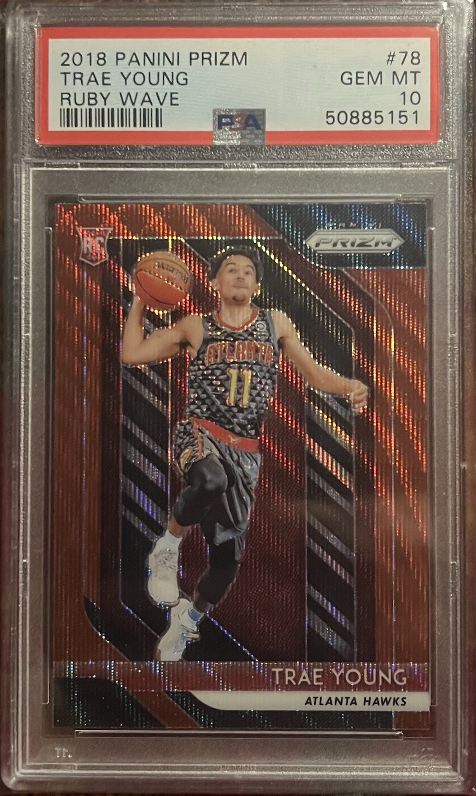 2018 Prizm Trae Young Ruby Wave Prizm #78 SP PSA 10 Atlanta Hawks Rookie