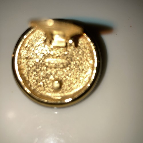 Vintage Christian Dior Large Round Pearl Black Enamel Edge Gold Clip-On Earrings - Picture 5 of 7