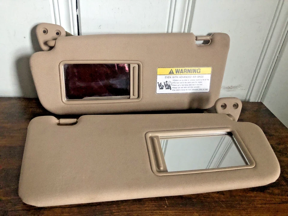 2007-2012 Hyundai Santa Fe Driver Passenger Side Sun Visor Pair Lighted Tan - Image 4 of 4