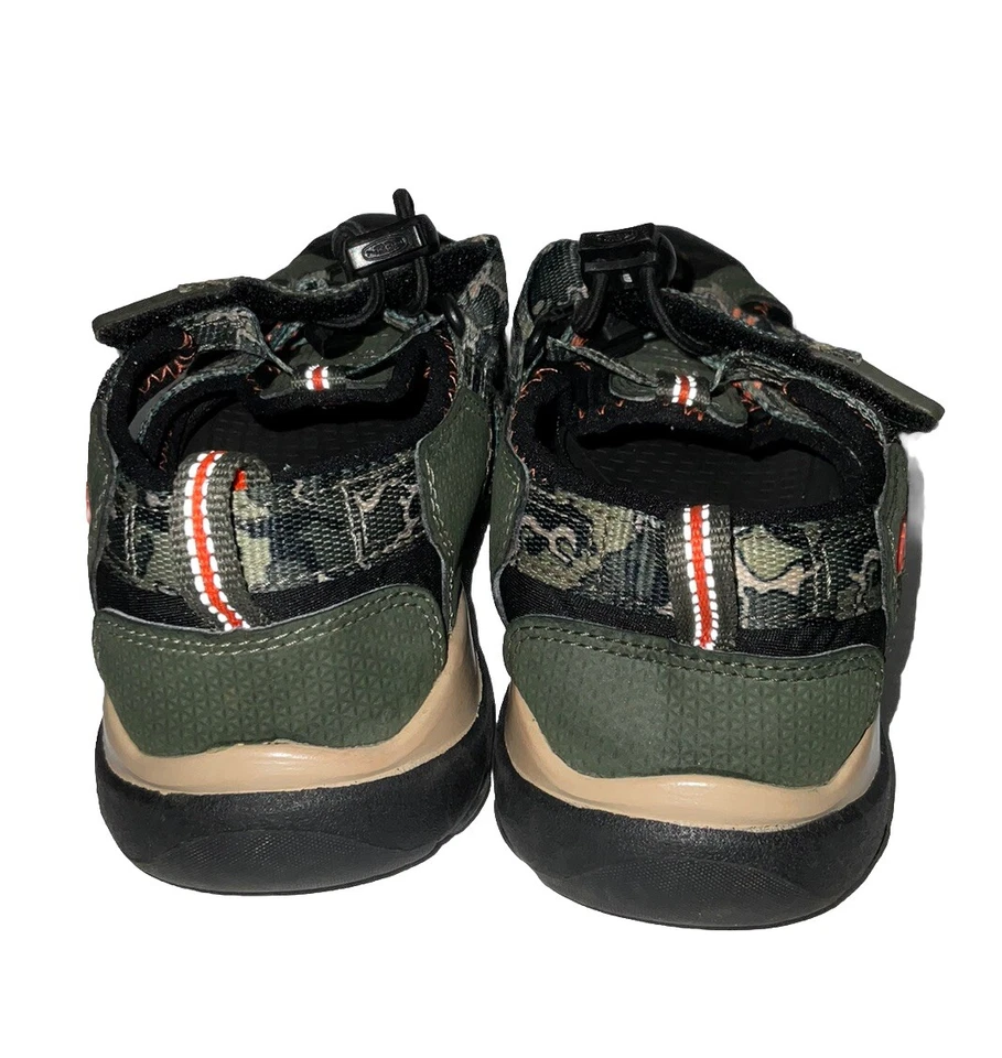 Sandalias Keen Newport H2 Niños Niños Talla 1 Camufladas Zapatos para Agua Nylon Ajustables Foto 3 de 4