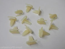  25 pcs Nylon Push in Trim Clips for 1/2"-5/8" Moulding for Chevy