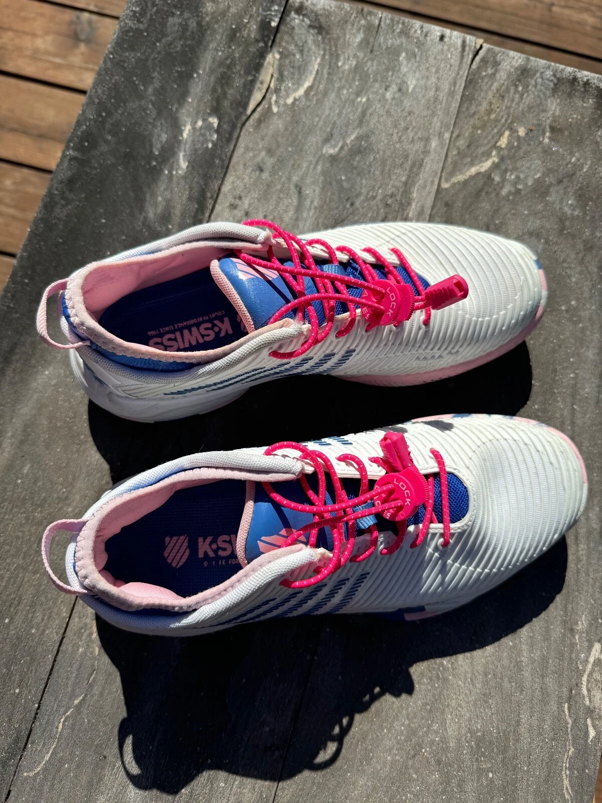 K  Chaussures de tennis suisses pour femmes Hypercourt Supreme