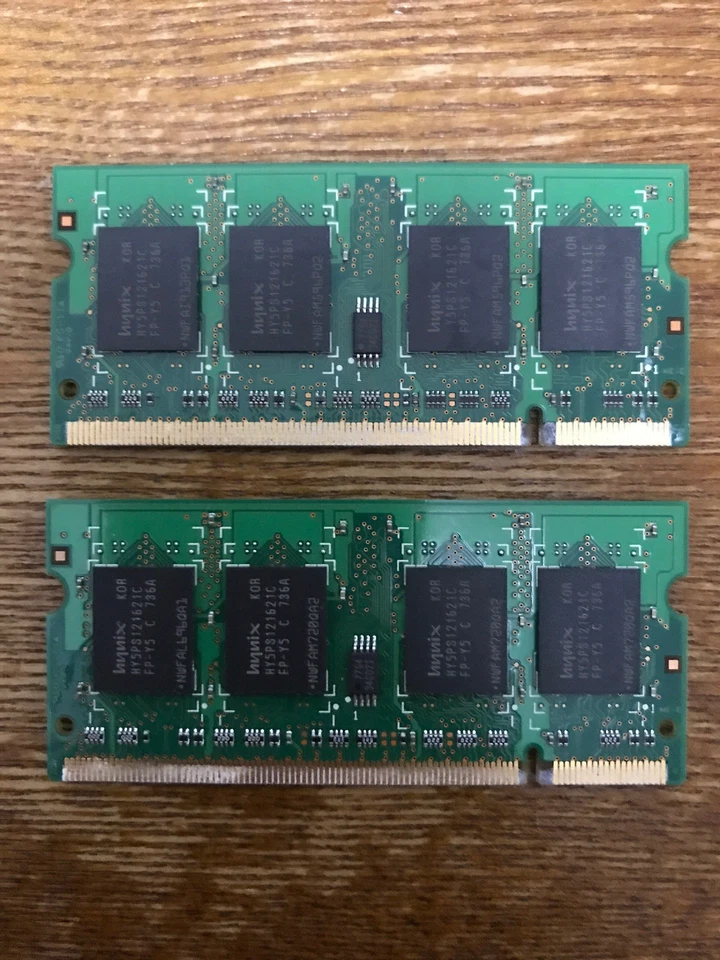 Hynix SO-DIMM DDR2 2x512MB PC2-5300S 667MHz MacBook Laptop 1GB RAM  - Image 2 of 2