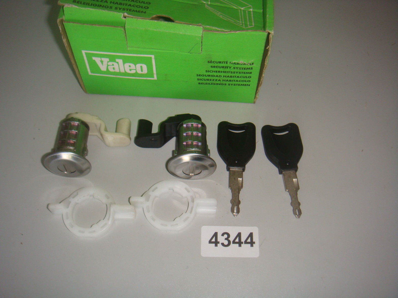 Kit serrures complet Renault Megane neiman barillet Valeo 7701468988