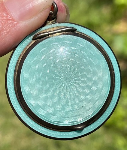 Antique Sterling Silver Enamel Guilloche Locket compact pendant jewelry - Picture 4 of 19