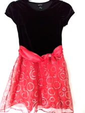 Amy's Closet Children's Size 12 Dress Red Sparkle Skirt Black Top