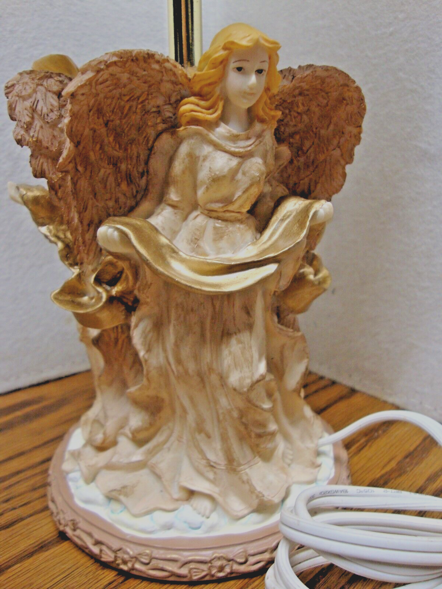 Vintage Mid-Century 3-Angel Ceramic Lamp White Resin Etched