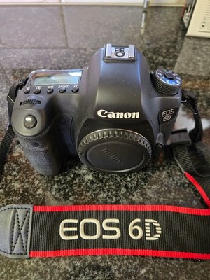 Canon EOS 6D Digital SLR Camera 20.2 MP BODY ONLY - Excellent Condition