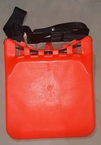 *NEW*-Rare Orange Seat-A-Tree Ground Hunting Tree Seat Pristine Condition 