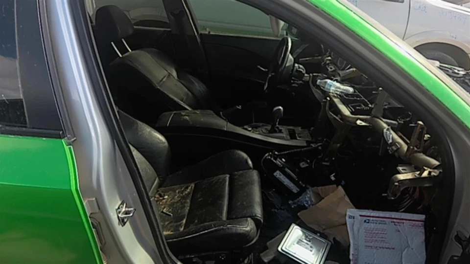 Motor de arranque usado se adapta a: BMW 530I 2006 3,0 grado A Foto 4 de 4