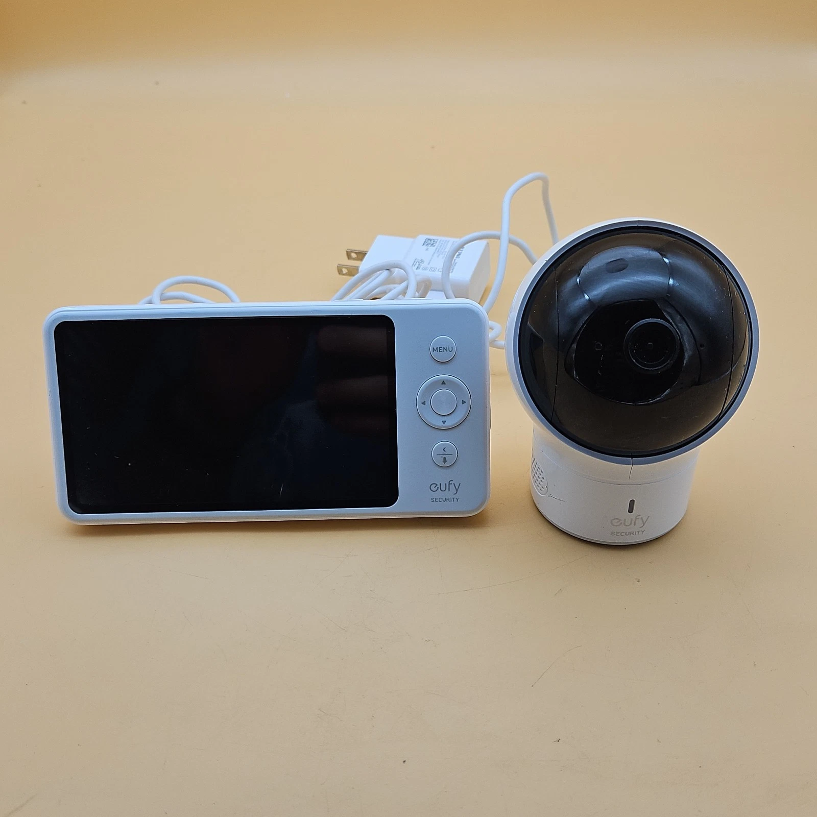 EUFY T8321-M Baby Monitor Kit Monitor + Camera Tested Works
Opens in a new window or tab