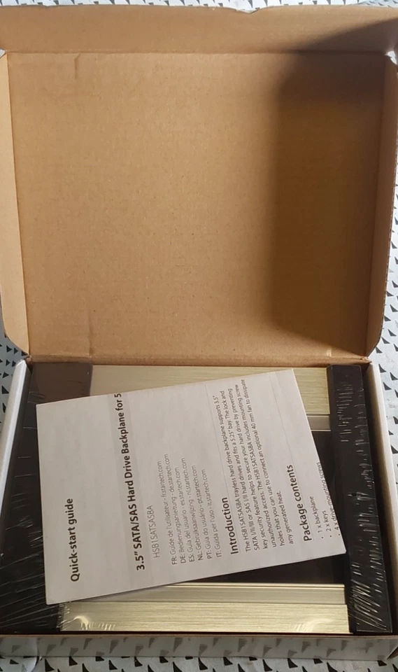 StarTech.com 5.25" to 3.5" Trayless Hard Drive Hot Swap Bay - Mobile Backplane - Image 2 of 3