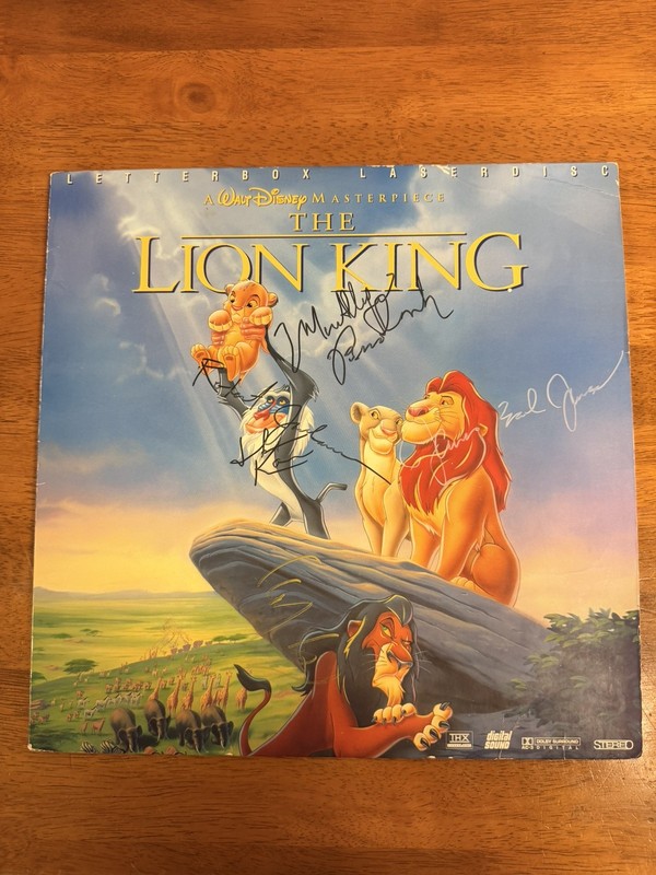 The Lion King 1995 Laser Disc James Earl Jones & Others Signed Autographed 