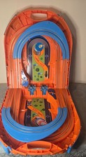 Hot Wheels Slot Car Race Track Carrying Case Orange Blue no Controllers or Cars