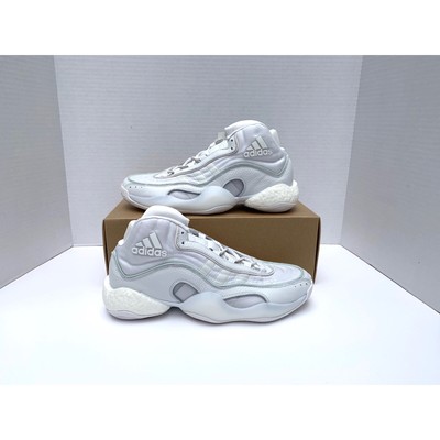 triple white basketball shoes