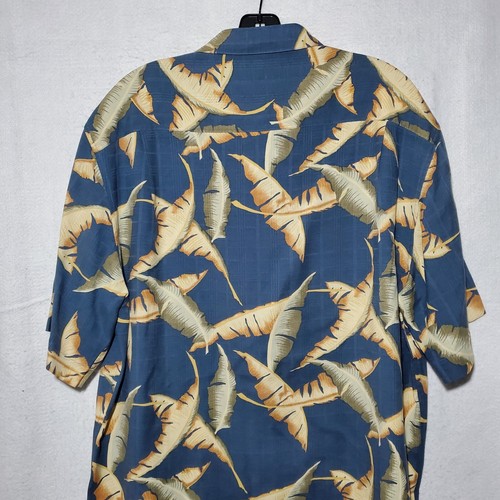 Axist Shirt Men's Large 100% Silk Short Sleeve Button Up Blue Floral Hawaiian - Picture 9 of 9