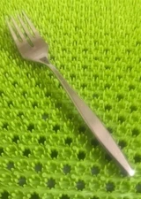 Vivron VIV8 Stainless Salad Fork 18/8 Glossy Pointed Tip Israel Flatware B144G