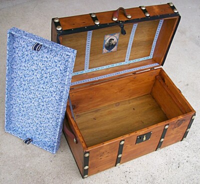 Civil War Era Jenny Lind Antique Stagecoach Trunk, Restored, Tray