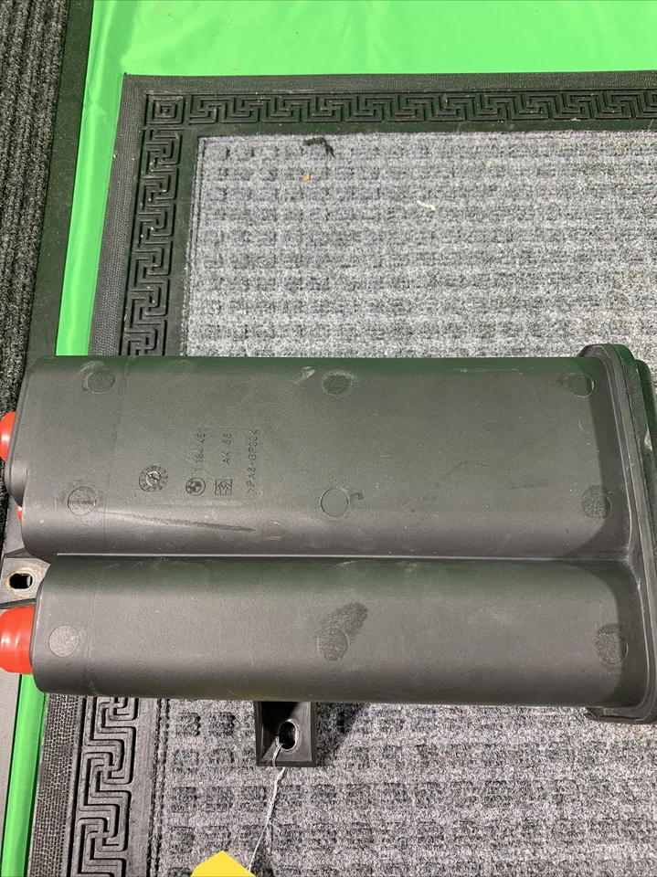 2002 Bmw X5 Vacuum Canister l27 - Изображение 4 из 4