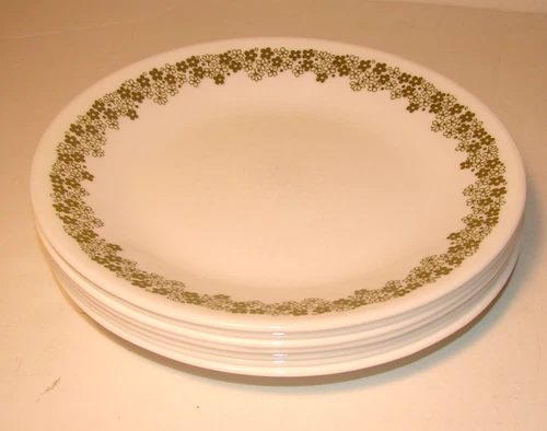 CORRELLE Set Of 7 Spring Blossom Green CRAZY DAISY Pattern Vintage BREAD PLATES