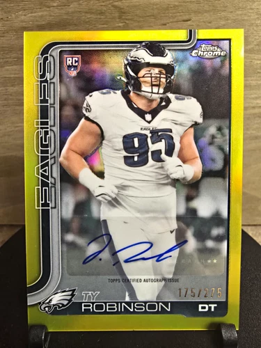 2025 Topps Chrome Ty Robinson Refractor (RAW)