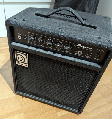 Ampeg BA-108 V2 Combo für E-Bass, wie neu (ohne Stromkabel)