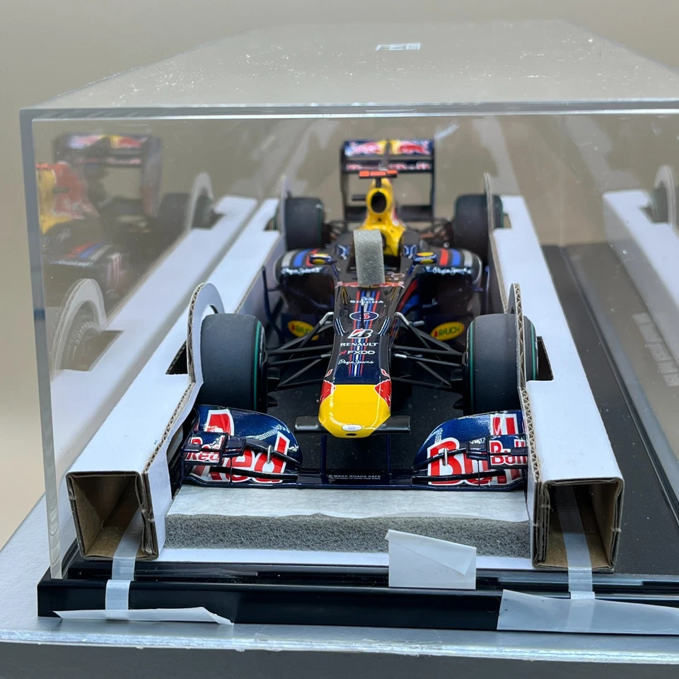 Tamiya 1/20 Red Bull Racing Renault RB6 #5 Finished model Masterwork 21131 - Image 4 of 4