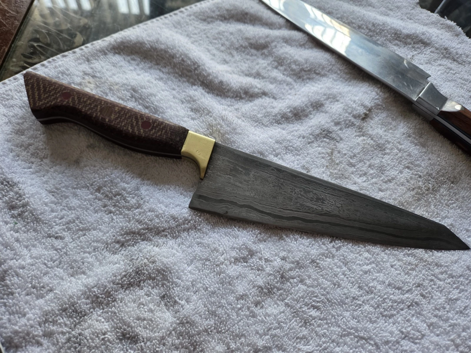 7-1/4 Inch K-tip Damascus Chef's Knife With Maroon Houndstooth Micarta Handle
Opens in a new window 