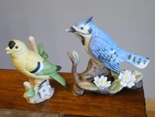 LEFTON YELLOW BIRD FIGURINE GOLDEN FINCH #00749 + BLUE JAY 06378 - FREE SHIP