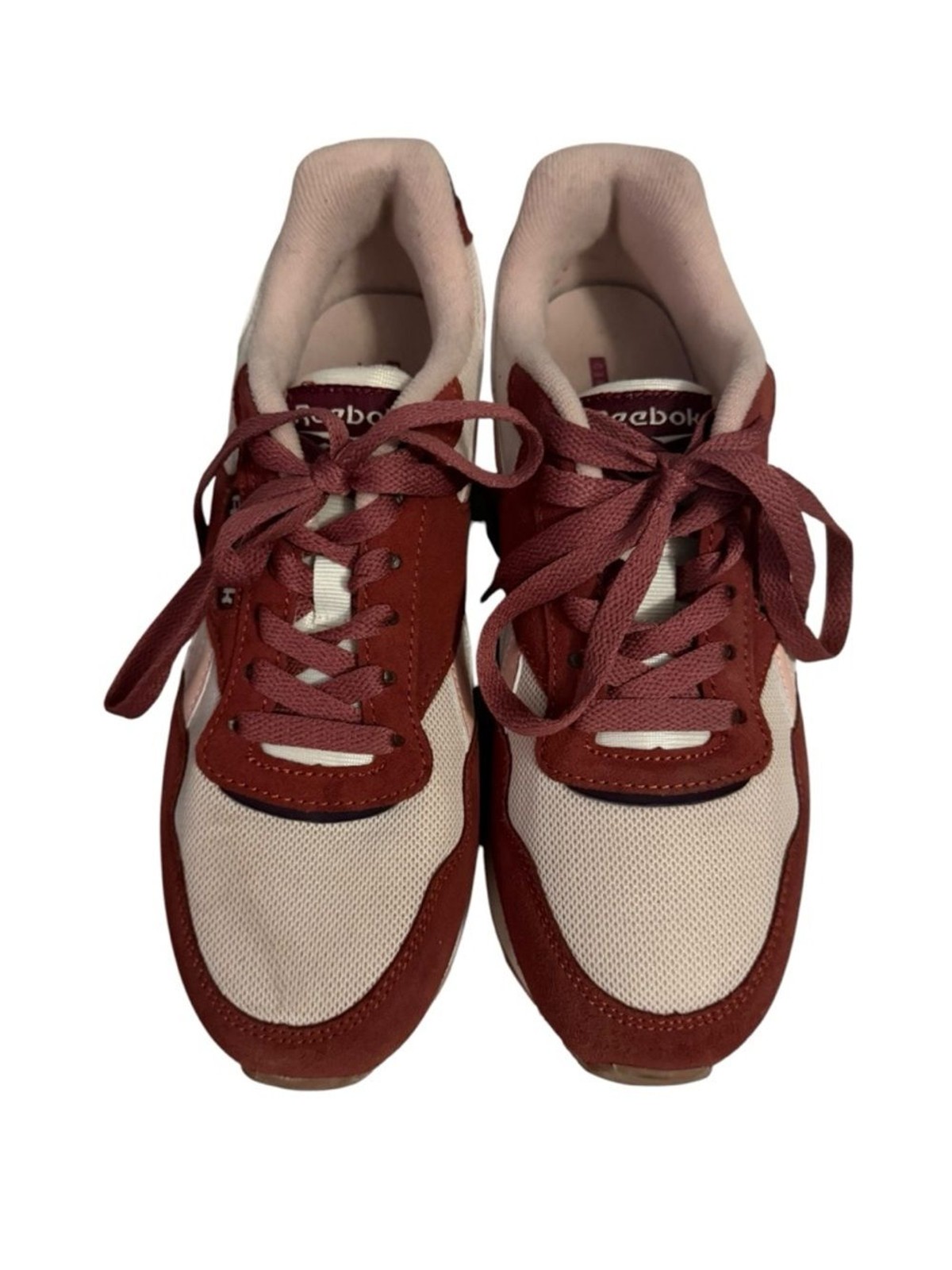 - Women&rsquo;s Size 7 - Maroon/cream.&nbsp;&nbsp;