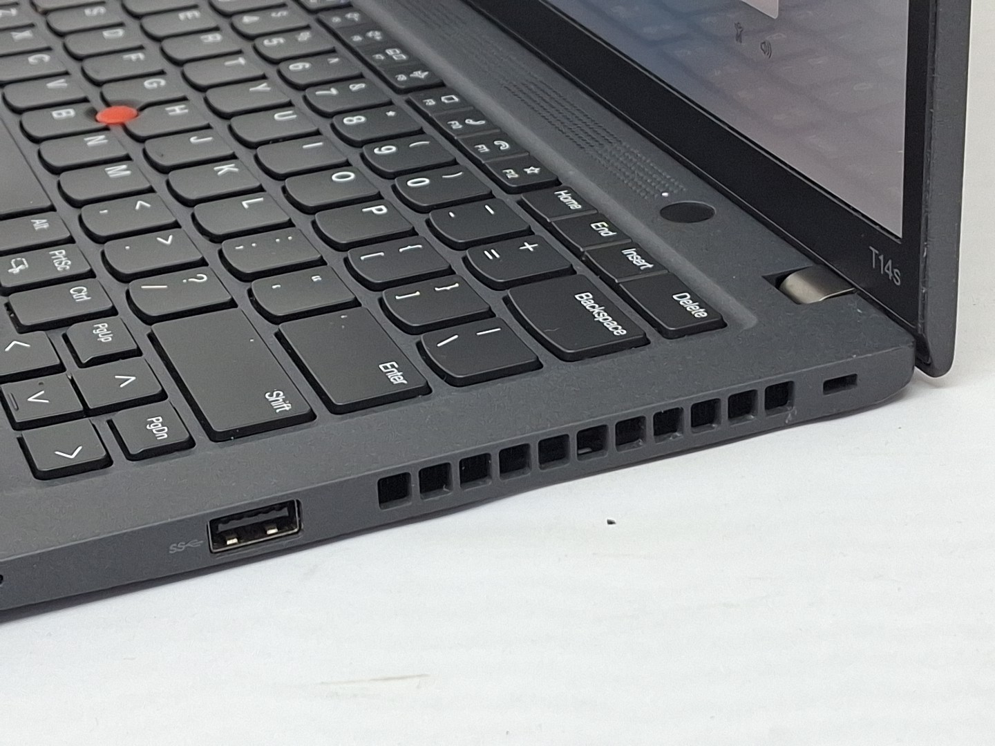 Lenovo ThinkPad t14s gen 3, 14-Inch Laptop, with Core i7-1270P, Windows 11 Pro