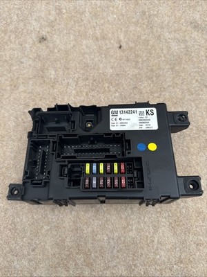 Sicherungskasten 13142241KS / 28084929 Opel Corsa D Bj,07