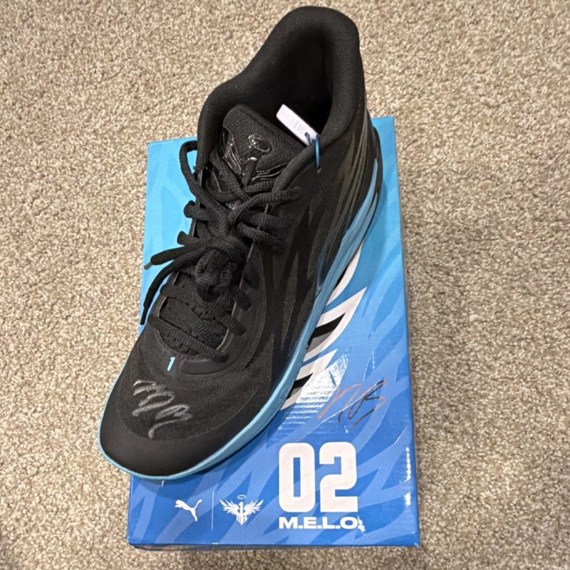 LaMelo MB.02 Black/Blue Phenom Sneakers Size 11 With Original Box Autographed 