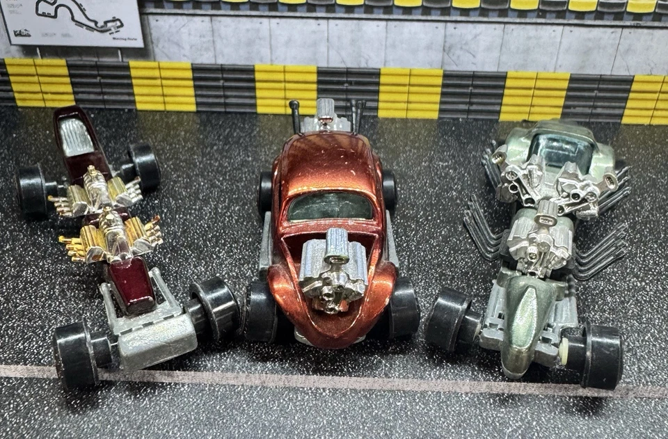 Lote De 3 Coches Johnny Lightning Topper - Bug Bomb, Triple Amenaza, Dragster Personalizado Foto 2 de 4