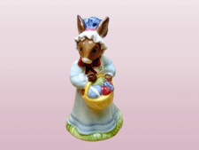 Royal Doulton  MRS Bunnykins Figur at the Easter Parade Osterparade ca. 12 cm