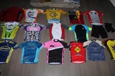 HUGE LOT 17 MENS CYCLING JERSEYS SHORTS TREK PEARL IZUMI SUGOI HINCAPIE LARGE XL