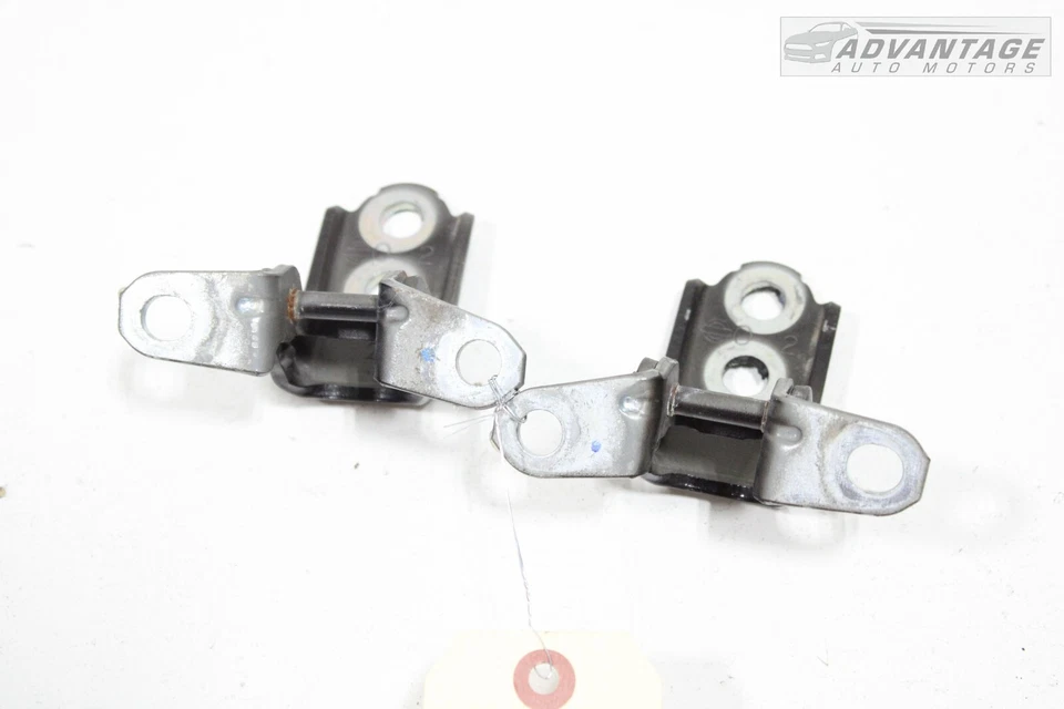 2020-2024 NISSAN SENTRA FRONT PASSENGER DOOR UPPER & LOWER HINGE SUPPORT SET OEM - Image 2 of 4