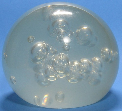MCM ART Glass Style CLEAR Lucite Acrylic PAPERWEIGHT Controlled BUBBLES OVER 4" - Picture 12 of 12