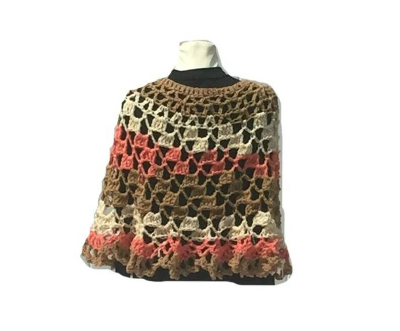 Cheesecake Poncho Crochet Pattern Round Shawl Crochet Printed Pattern  - Image 3 of 4