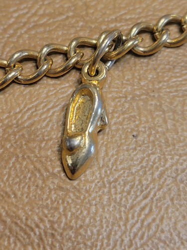 Bracelet Applause Charm Cinderella Prince Slipper Gold Tone Vintage Signed - Picture 20 of 22